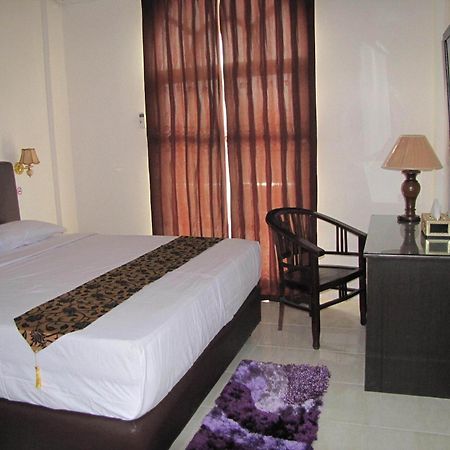 Hotel Mitra Garden Pangkal Pinang Eksteriør bilde
